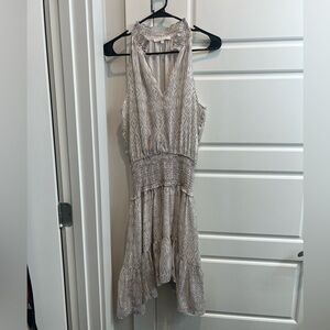 Elegant Sleeveless Patterned Dress